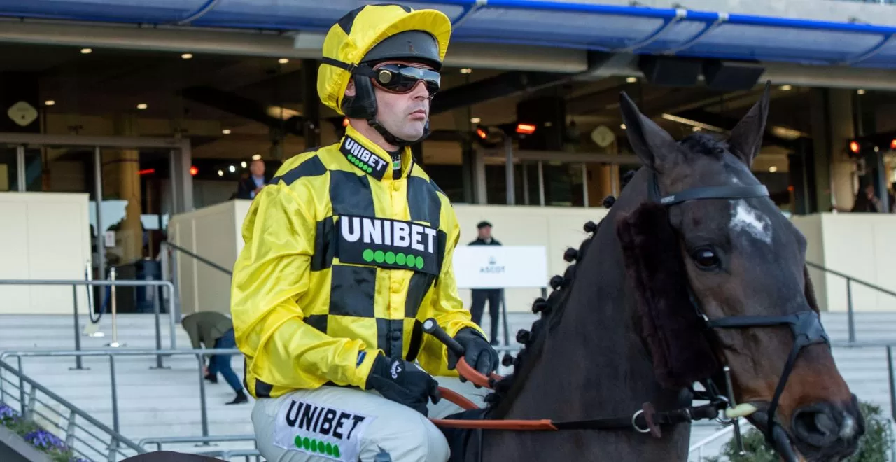 Nico de Boinville “He returns to fences off a very fair mark of 125