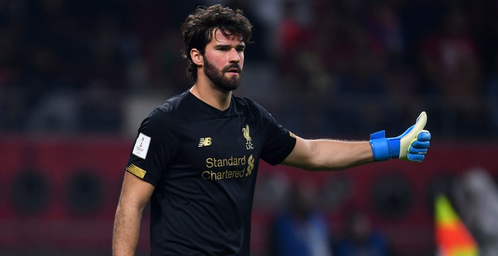 Unde se situeaza cifrele lui Alisson din campionatul curent, comparativ cu performante de top reusite de alti portari din Premier League? 1 1505334728