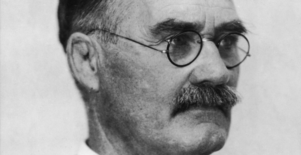 130 de ani de baschet: preotul, ”rața pe stâncă” și coșul pentru piersici 1 naismith header