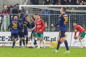 Derby Trójmiasta na czele tabeli i z milionem podtekstów